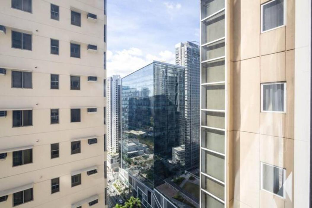 Bgc Private Apartments Manila Bagian luar foto