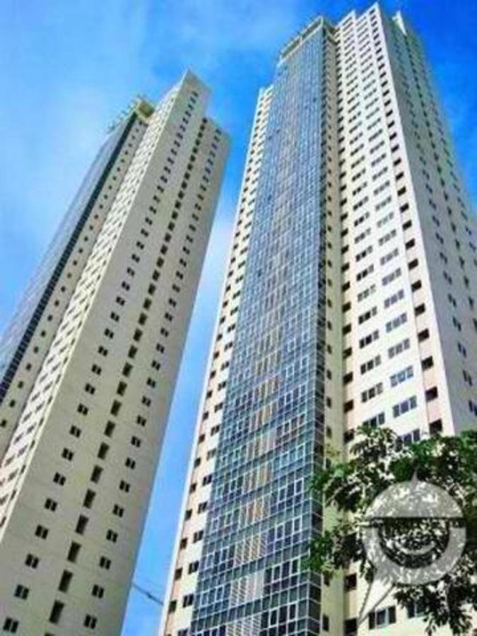Bgc Private Apartments Manila Bagian luar foto