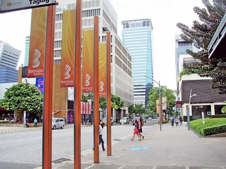 Bgc Private Apartments Manila Bagian luar foto
